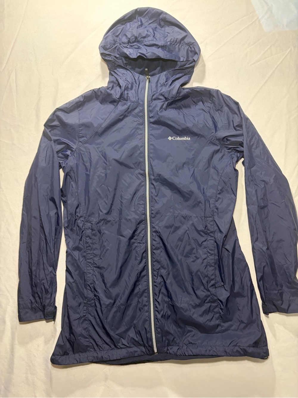 Columbia Women's Lightweight Navy Hooded lined Rain Jacket